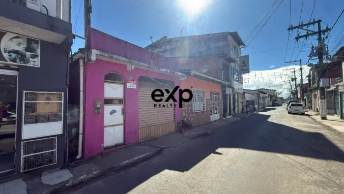 Casa à venda Centro de Valença Bahia: Casa + Ponto Comercial