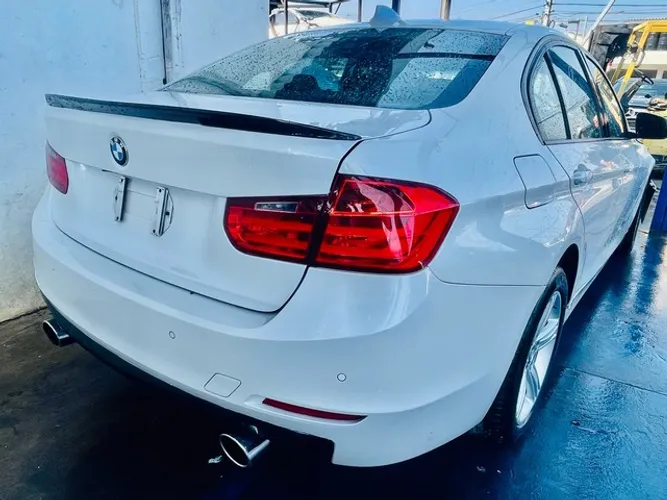 SUCATA BMW 320i 2014/2015 F30