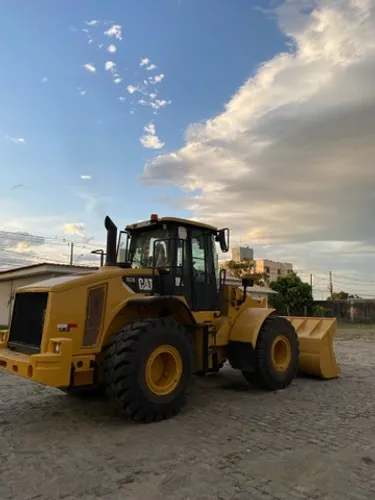 Pá carregadeira Cat 962H ano 2007 11.000Hs