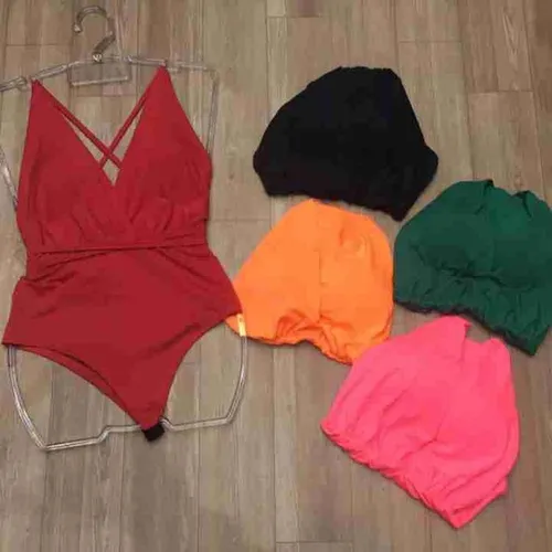 Body multiformas alça fina tam único. Varias cores 