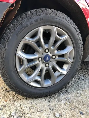 Jogo De Rodas Com Pneus Ford Ecosport 2015 - Rs Auto Peças