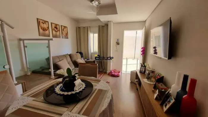 CASA A VENDA EM BARUERI - VALPARAISO