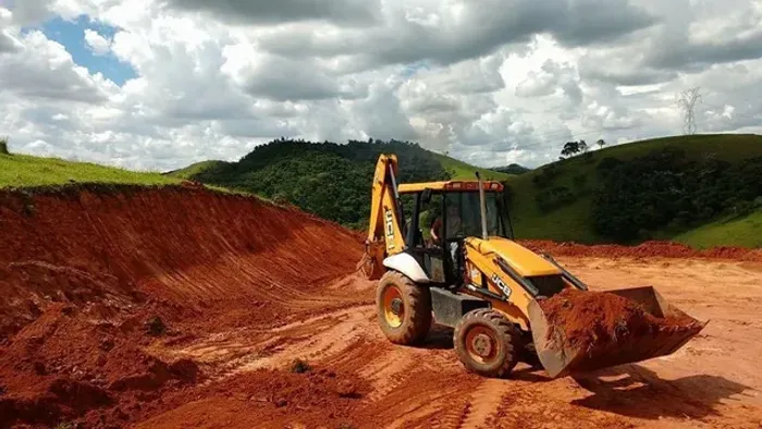 terraplanagem e demolições