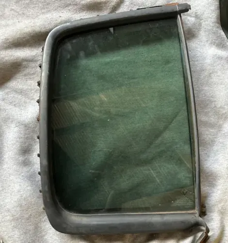 Vidro Fixo Lateral Renault Clio 1998-2008 Traseiro Direito