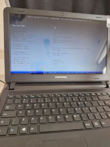 Notebook Compag CI-3 seminovo 