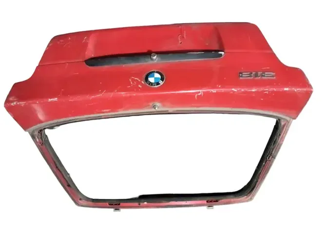 TAMPA TRASEIRA 318 DO BMW 318 /