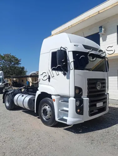 VW 19-320, ano 2009, Teto alto, Motor novo