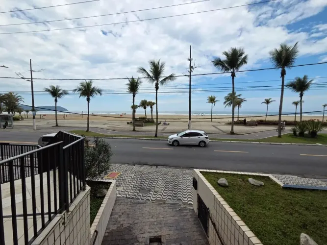 Apartamento à venda, 65 m² por R$ 430.000,00 - Vila Guilhermina - Praia Grande/SP