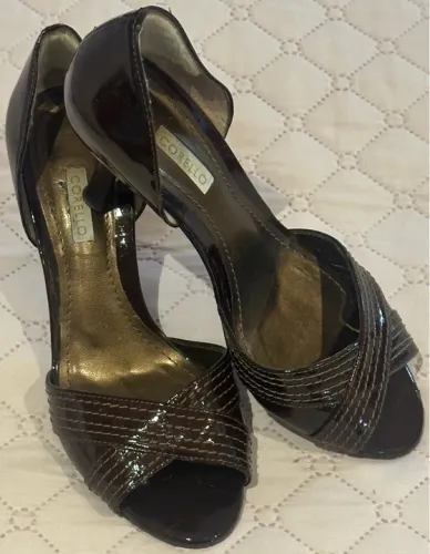 Sapato Scarpin Verniz Marron