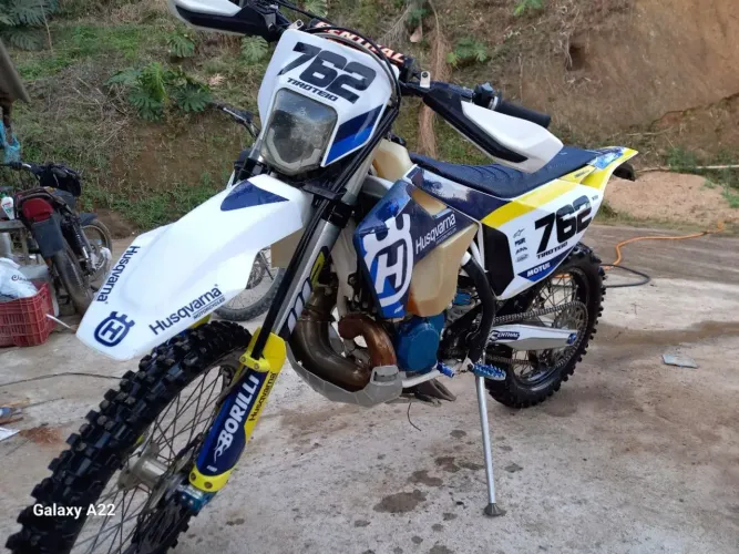 Vendo 300 2 tempos fino trato 