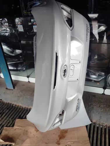 Tampa do Ford Focus Titanium