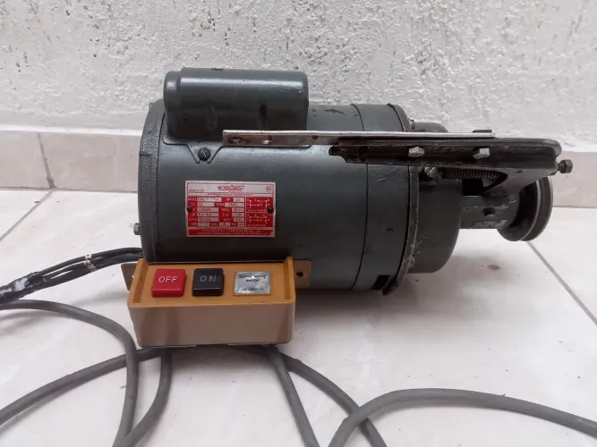 Motor de indução monofásico Kohlbach 