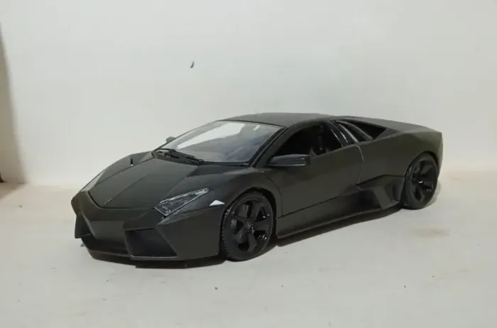 Miniatura Lamborghini Reventòn 1/18