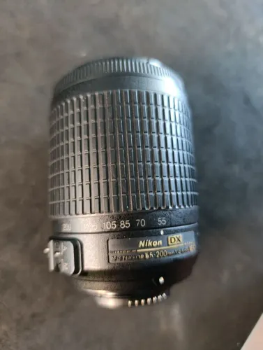 LENTE NIKON 55-200MM