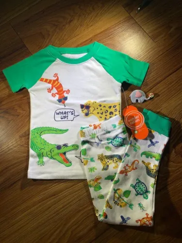 Pijamas Wonder nation tamanho 2 anos importado (Novo)