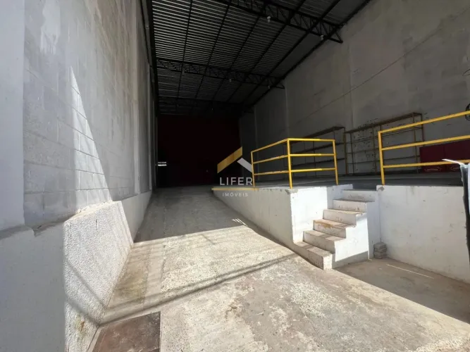 BARRACÃO ESPAÇOSO NO PARQUE HORTOLÂNDIA  PERFEITO PARA CROSSFIT E ACADEMIA