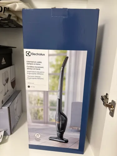 Aspirador de pó Electrolux Ergorapido ERG24C sem fio - novo na caixa