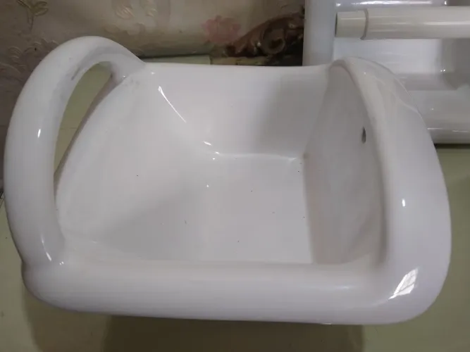 Saboneteira antiga com porta toalhas + porta papel 
