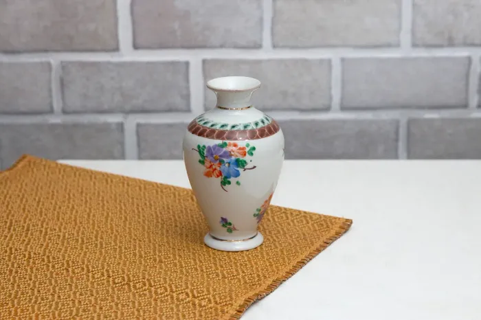 Vaso pequeno antigo porcelana Rosicler