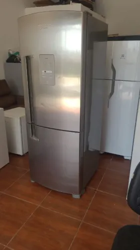 GELADEIRA BRASTEMP INVERSE INOX CONSERVADA