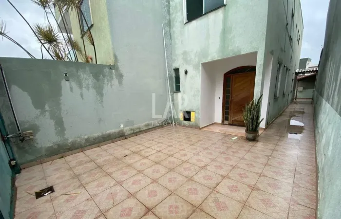 Casa à venda, 3 quartos, 1 suíte, 2 vagas, Dona Clara - Belo Horizonte/MG
