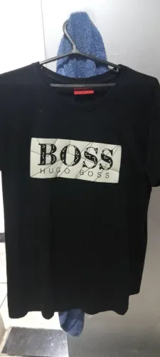 Camisa Hugo Boss (malha peruana) 