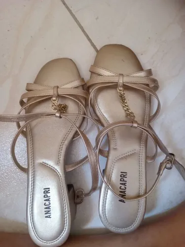 2 Sandálias para ano novo e Natal por apenas 110