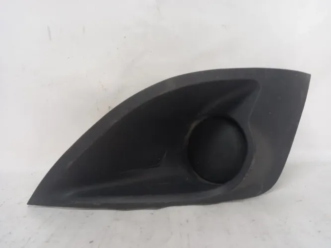Moldura farol fe milha Le Ford Fiesta 11/15 C/detalhe