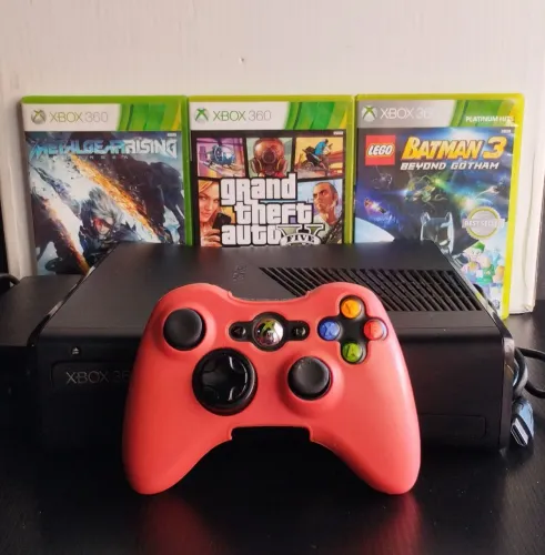 XBOX 360 250 DESBLOQ. C/+60 JOGOS (SEMI-NOVO) C/GARANTIA_SOMOS LOJA FÍSICA EM CAXIAS 