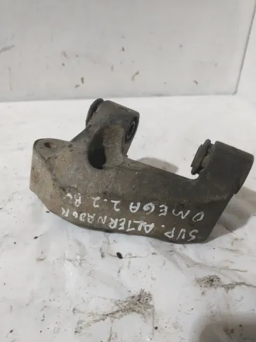 Suporte do alternador para Omega 2.0