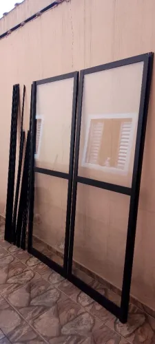 PORTA BALCÃO ALUMÍNIO 