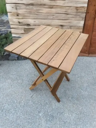 Mesa dobrável avulsa de 70 x 65 madeira de Itaúba CRUA