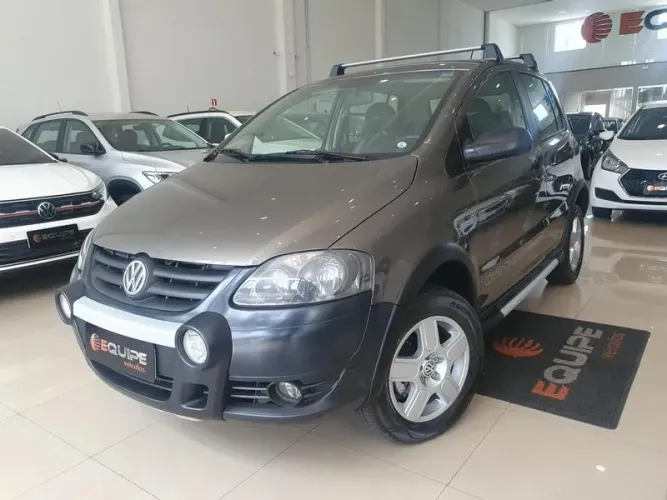 Volkswagen Crossfox 1.6 MI Total Flex 8V 5P 2010
