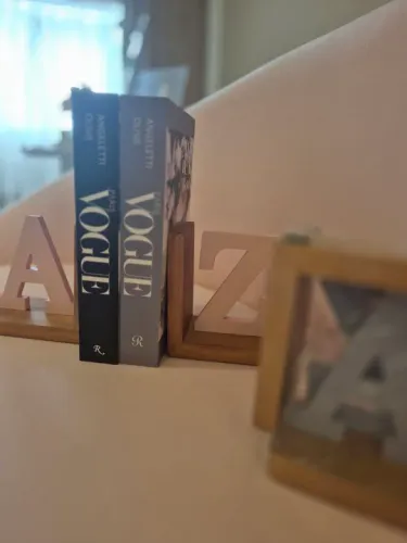 Suportes de Livros em Madeira - AZ