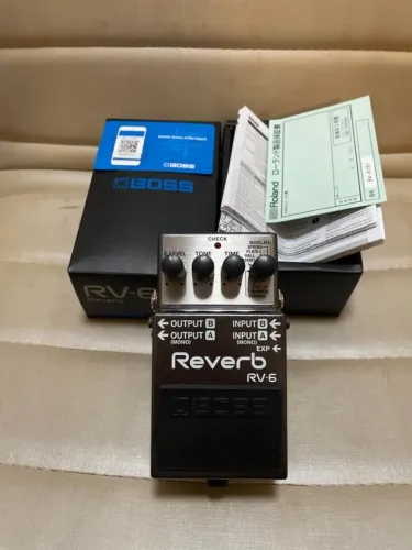 Pedal de efeito Boss Reverb RV-6 - NOVO!!!!!