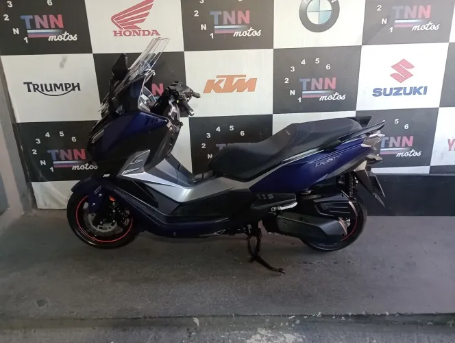 Dafra Cruisym 300 2023/2024