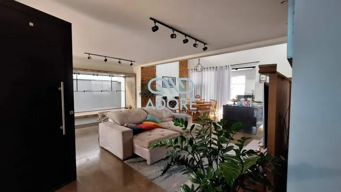 Casa à venda no Condomínio Lagos D'icaraí - Salto/SP