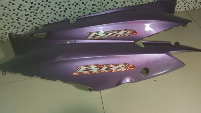 Carenagem Lateral Biz 125 ES