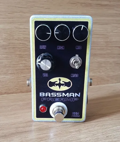 Pedal NHM PEDALS Bassman Preamp Para Contrabaixo - Inspirado no clássico Alembic F2B!