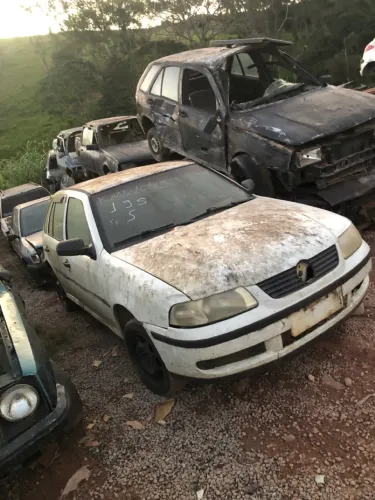 Sucata gol g3 2000 1.0 8v at