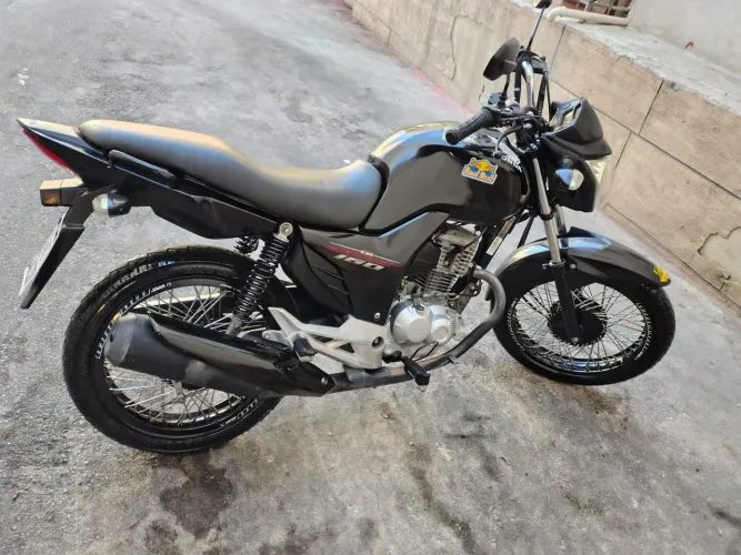 Moto CG 160 impecável