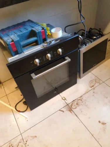 microondas e forno elétrico de embutir