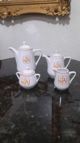 Jogo para servir café na cama<br>16cm<br>12cm<br>7cm<br>8cm<br>$90,00