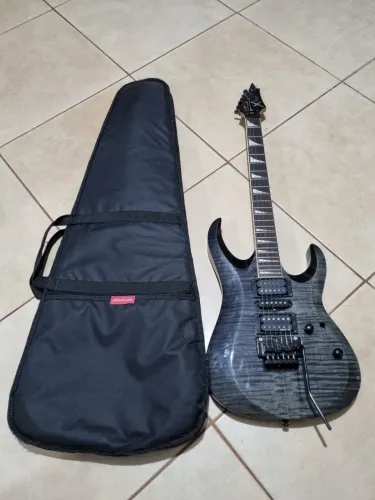 Guitarra Cort X-11 Floyd Rose + Capa acolchoada