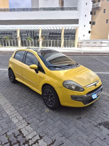 Fiat Punto Sporting Dualogic 1.8 Flex 16V 5P 2014