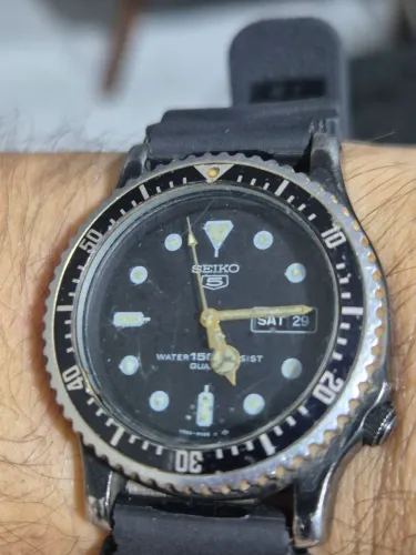 Relógio SEIKO 5 DIVER V333-6050 À QUARTZ - FUNCIONANDO PERFEITAMENTE