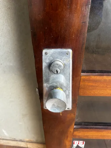 Porta de Madeira,com vidro