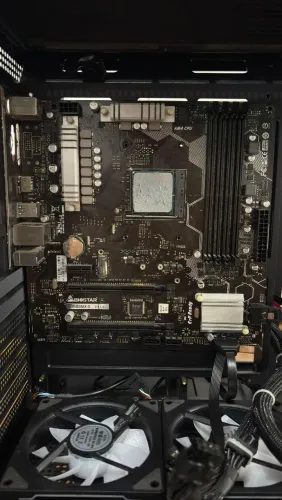? Placa Mãe Biostar B450MX-S AM4 (Pronta Entrega / Preço Pra Sair Logo)Valor R$500,00