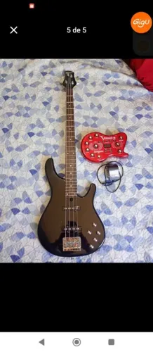 Baixo Tagima Milênio 4 blindado e regulado por luthier! E pedaleira Vamp sem fonte!