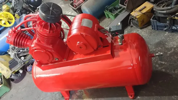 COMPRESSOR 20 PÉS 